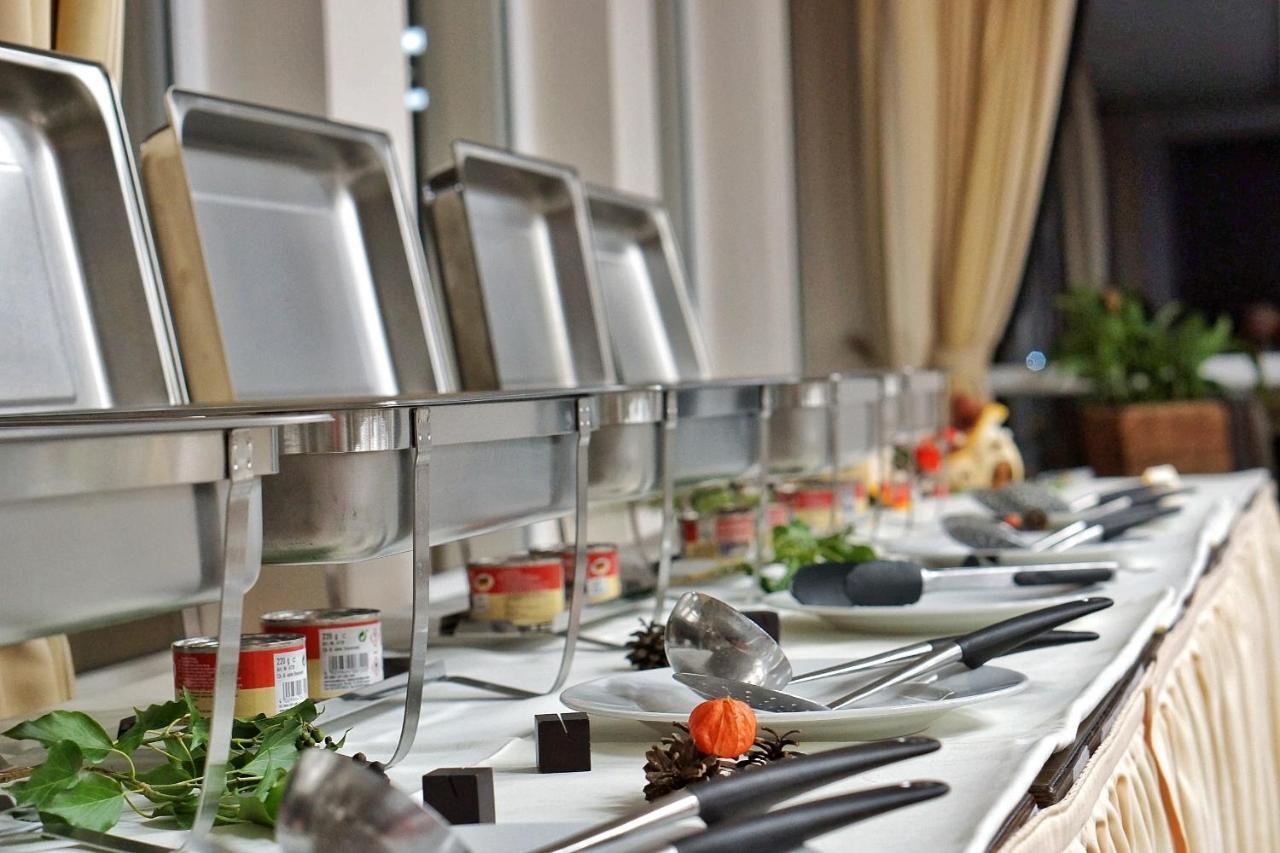 Bergwirtschaft Wilder Mann Hotel Und Restaurant دريسدن المظهر الخارجي الصورة